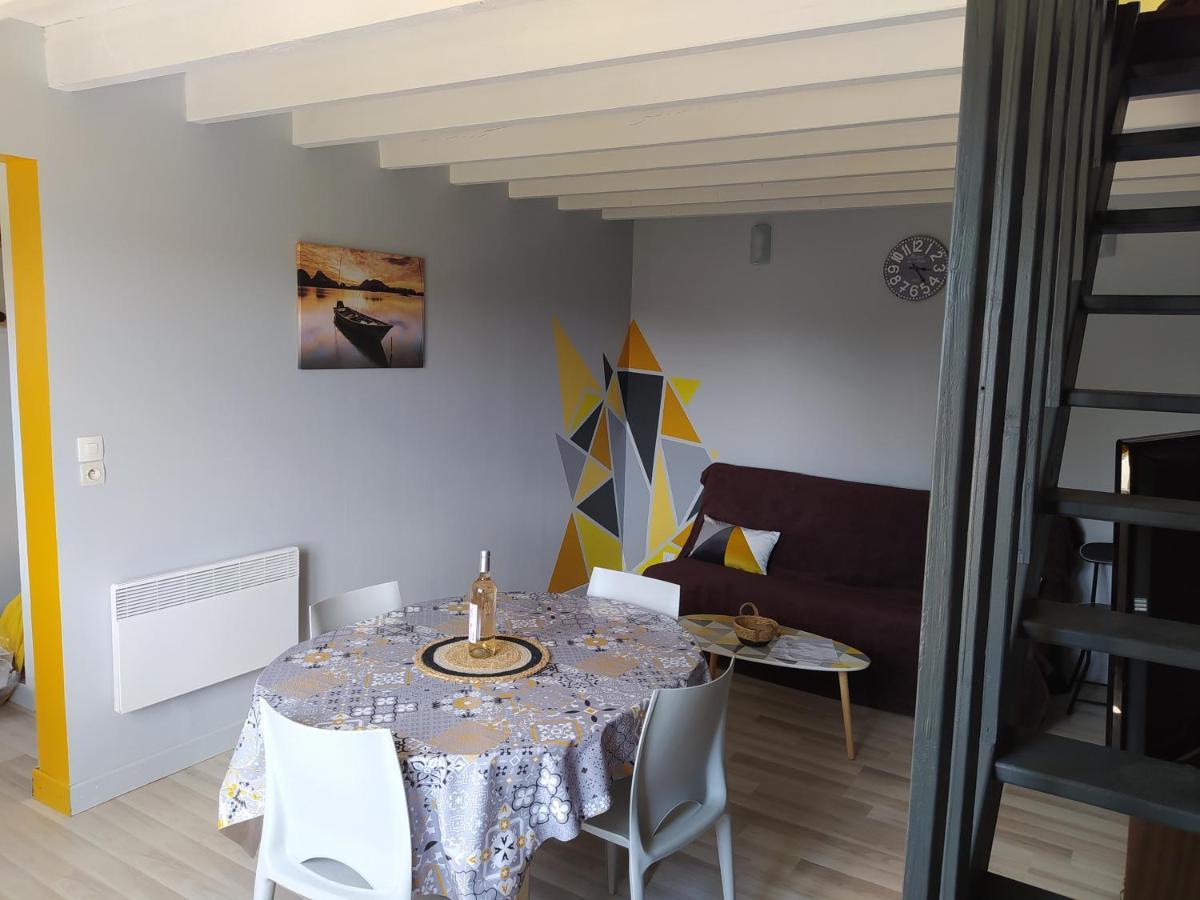 Les Gites De Vensac Exterior photo